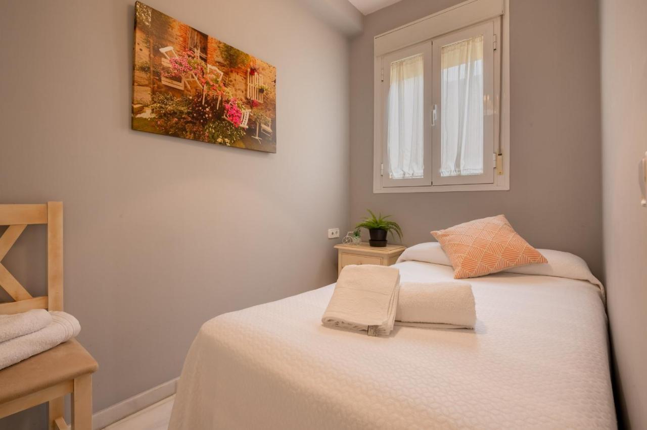 Precioso Apartamento En Triana Севілья Екстер'єр фото
