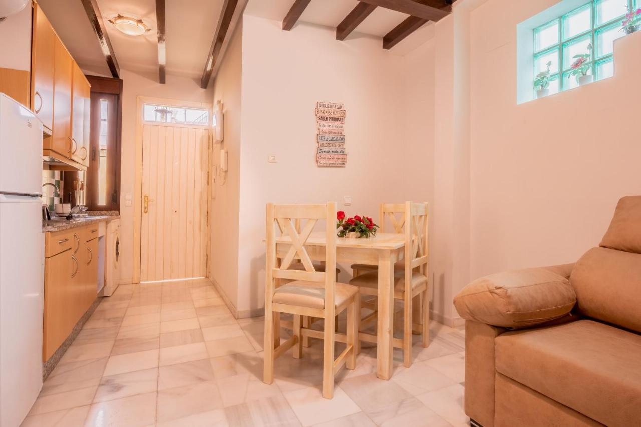 Precioso Apartamento En Triana Севілья Екстер'єр фото